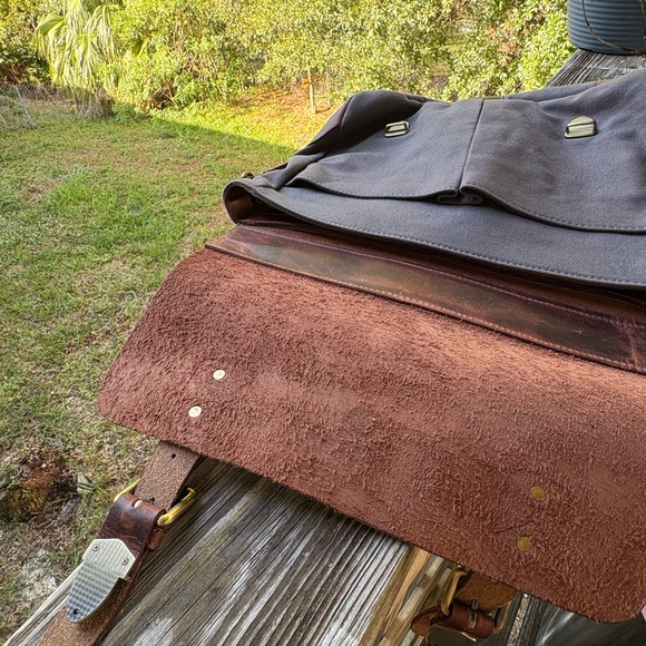 Aaron Leather messenger bag - Picture 15 of 16